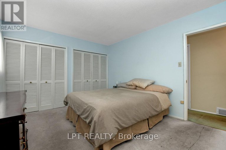 29427197/1771-mcmaster-avenue/urbandale-acres/ottawa/ontario/K1H6R7_21