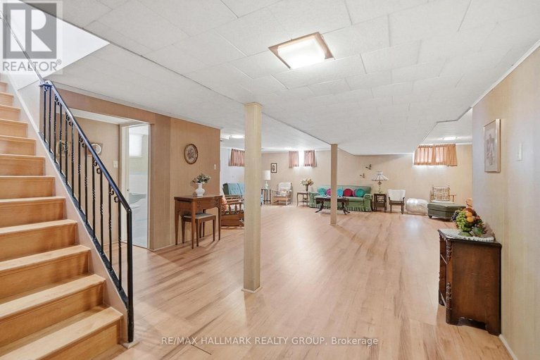 29628154/68-corkstown-road/lakeview-park/ottawa/ontario/K2H5B5_29