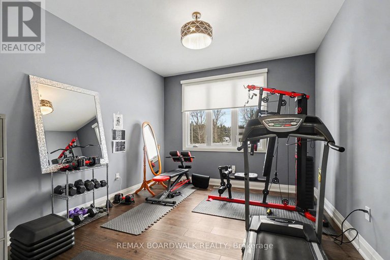 29407946/139-st-thomas-street/russell-twp/russell/ontario/K0A3H0_33