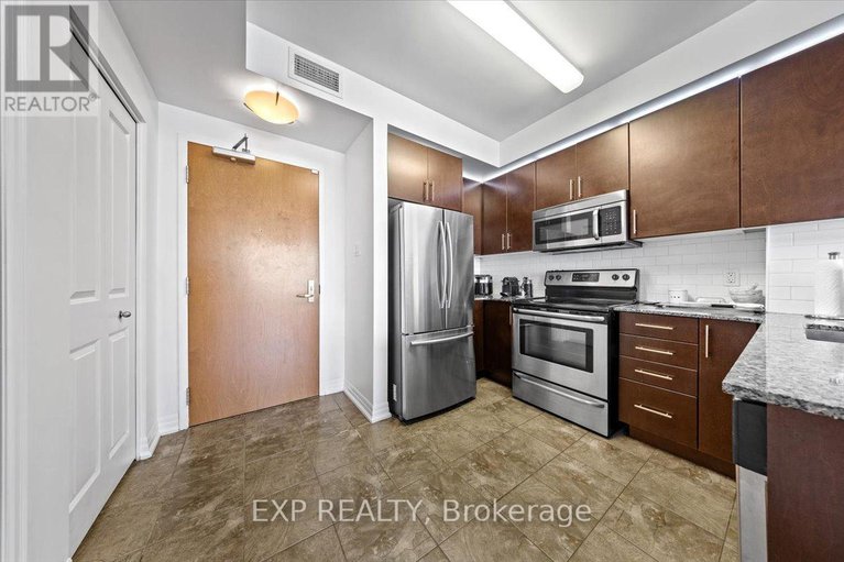 28749894/2505-242-rideau-street/sandy-hill/ottawa/ontario/K1N0B7_3