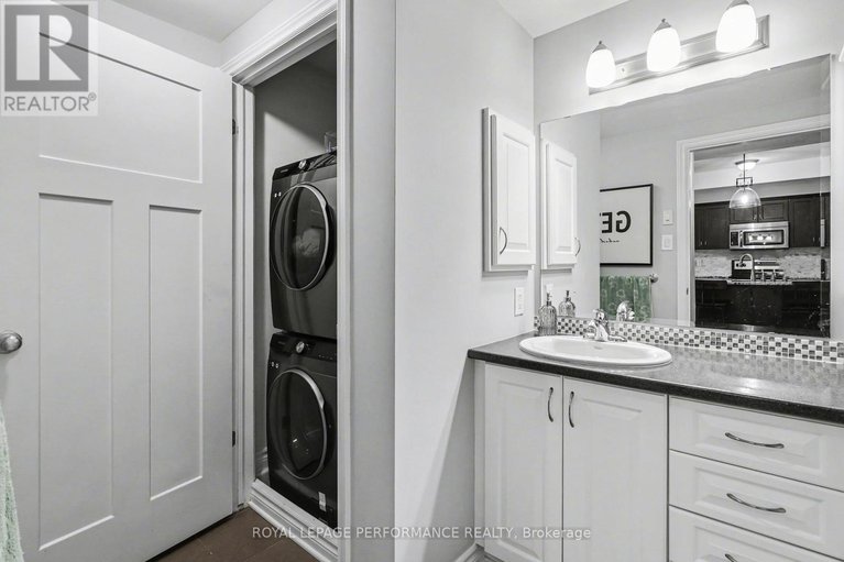 29628514/403-120-montblanc-private/convent-glen-north/ottawa/ontario/K1C0B1_18