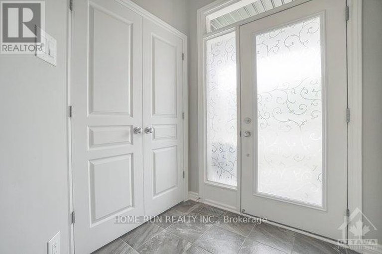 29464155/637-tennant-way/riverside-southgloucester-glen/ottawa/ontario/K4M0C7_4