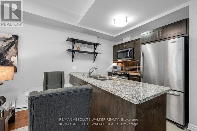 28639536/214-575-byron-avenue/mckellarhighland/ottawa/ontario/K2A1R7_8