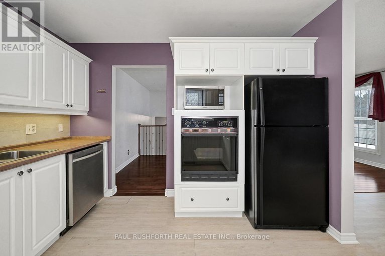 29401586/8-mac-storey-street/richmond/ottawa/ontario/K0A2Z0_18