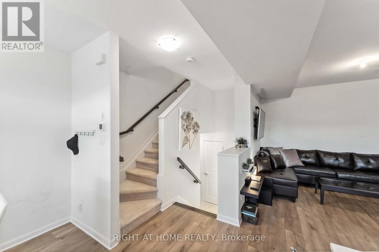 28854197/167-attwell-private/morgans-grantsouth-march/ottawa/ontario/K2K0P6_3