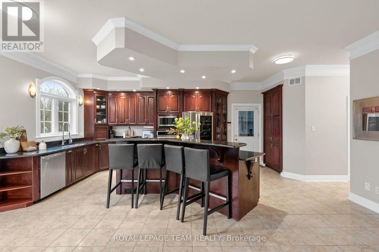 29572534/5440-wadell-court/manotick-village-manotick-estates/ottawa/ontario/K4M1L3_14