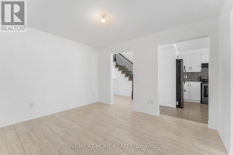 29248169/47-mudminnow-crescent/avalon-west/ottawa/ontario/K4A5H9_13