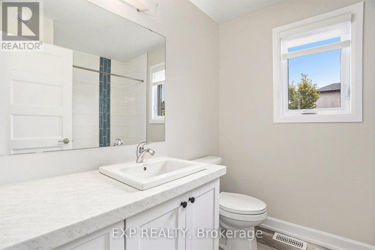 29019443/701-azure-street/russell-twp/russell/ontario/K4R0E5_15