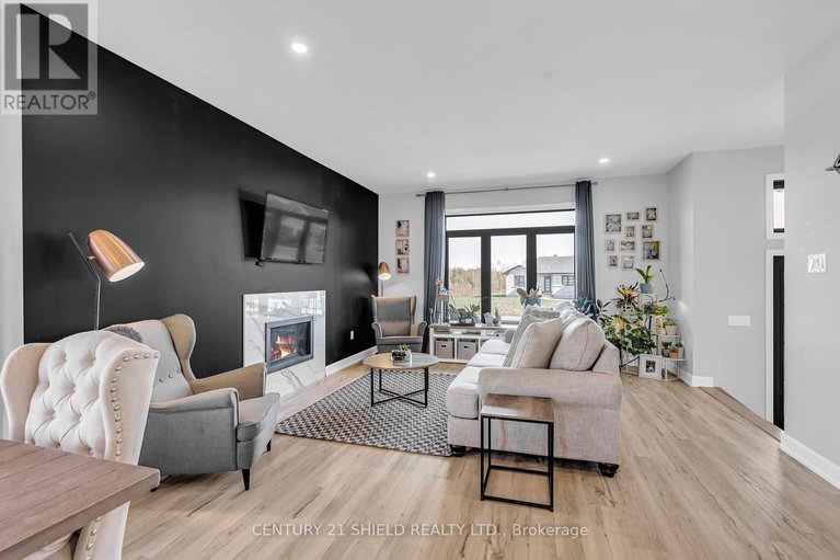 28983602/71-dale-street/long-sault/south-stormont/ontario/K0C1M0_6