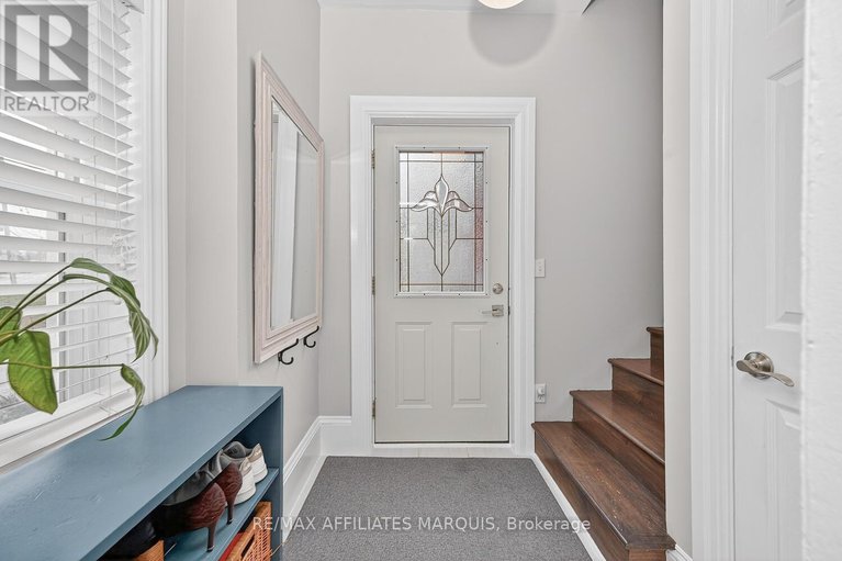 29607389/20-river-street/smiths-falls/smiths-falls/ontario/K7A3S2_8