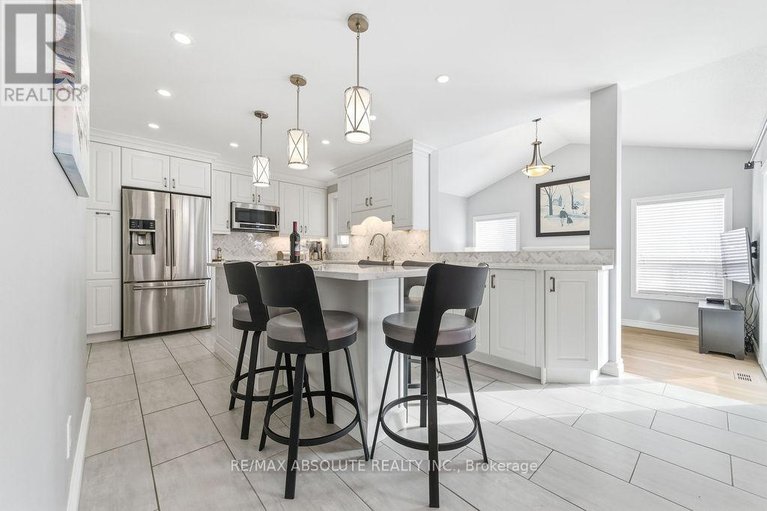 29302889/6145-lariviere-crescent/orleans-village/ottawa/ontario/K1W1C6_10