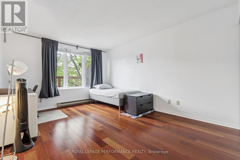 28588727/4-71-sweetland-avenue/sandy-hill/ottawa/ontario/K1N7T9_15