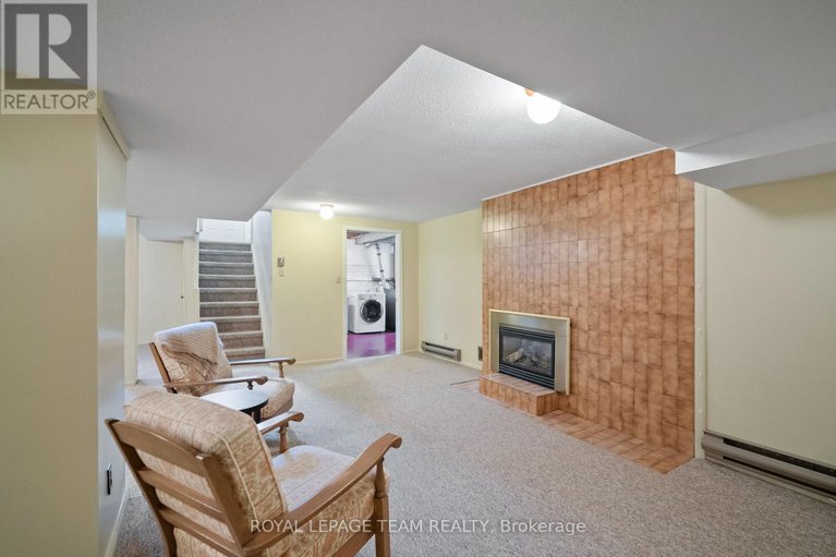 29622304/45-welkin-crescent/borden-farmstewart-farmcarleton-heightsparkwood-hills/ottawa/ontario/K2E5M4_24