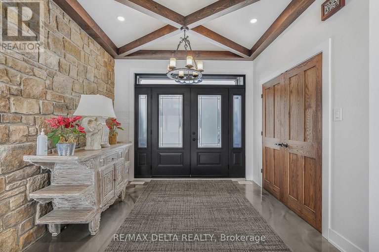 29456390/3815-old-highway-17-road/clarencerockland-twp/clarence-rockland/ontario/K4K1W2_6