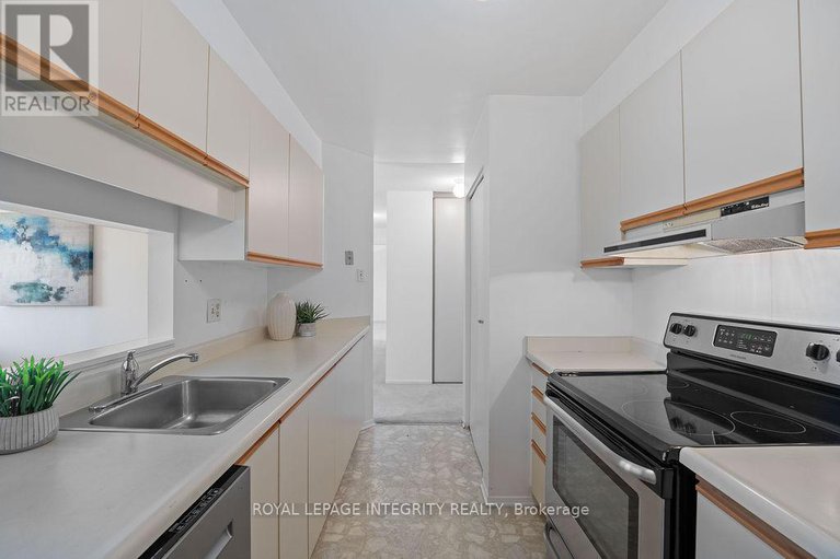 28876119/206-212-viewmount-drive/borden-farmstewart-farmcarleton-heightsparkwood-hills/ottawa/ontario/K2E7X2_15
