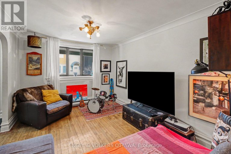 29394835/86-pinhey-street/hintonburg/ottawa/ontario/K1Y1T4_8