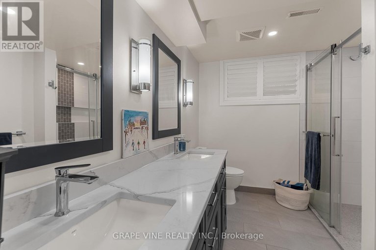 28434299/421-keith-crescent/mer-bleuebradley-estatesanderson-park/ottawa/ontario/K1W0A2_42