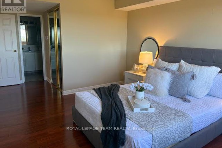 28975541/1008-100-grant-carman-drive/borden-farmstewart-farmcarleton-heightsparkwood-hills/ottawa/ontario/K2E8B8_18