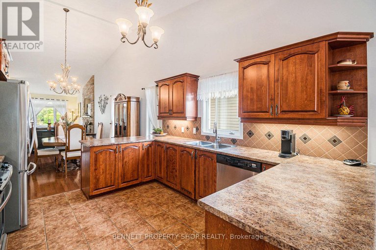 28864700/460-jasper-crescent/town-of-rockland/clarence-rockland/ontario/K4K0C7_12