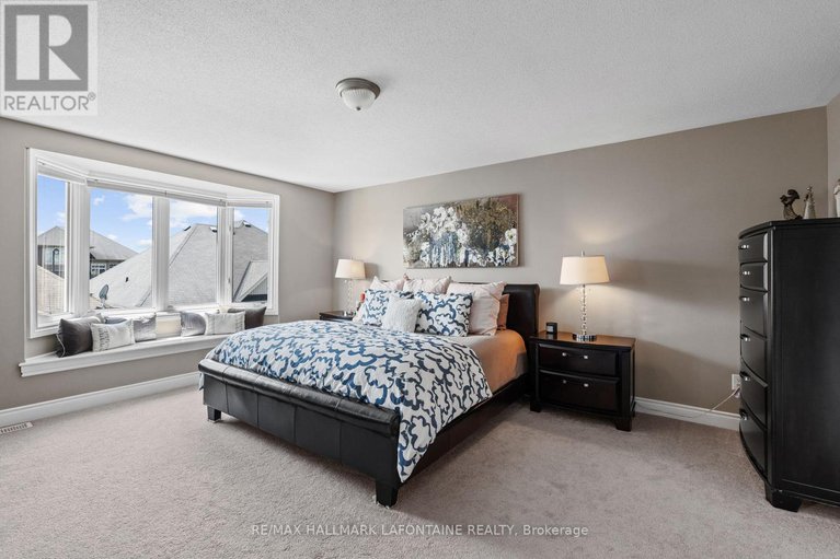 28792518/3202-river-rock-avenue/half-moon-bay/ottawa/ontario/K2J0T7_16