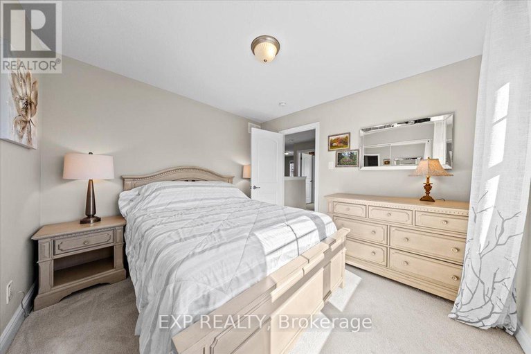 28979622/33-solaris-drive/emerald-meadowstrailwest/ottawa/ontario/K2M0L6_32