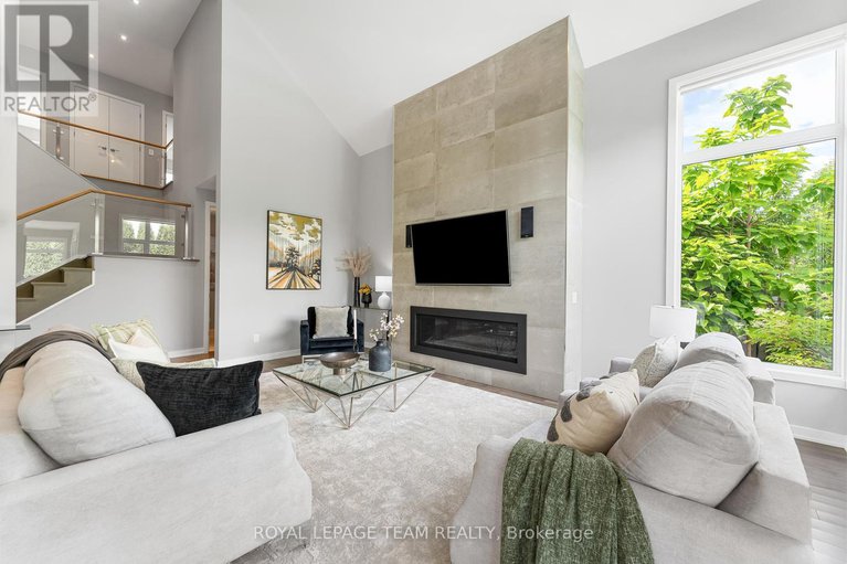 28689436/250-sunnyridge-crescent/emerald-meadowstrailwest/ottawa/ontario/K2M0H3_23