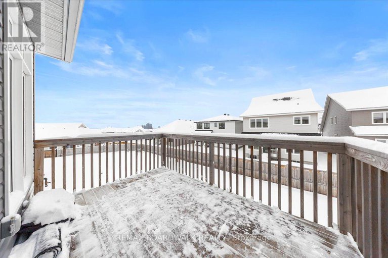 29313884/779-keinouche-place/camelot/ottawa/ontario/K4A5K3_27