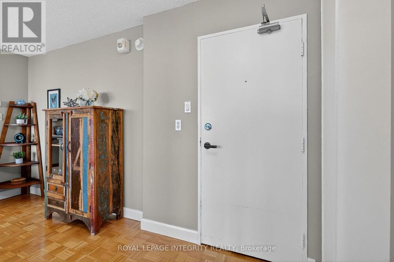 28883247/704-265-poulin-avenue/britannia/ottawa/ontario/K2B7Y8_6