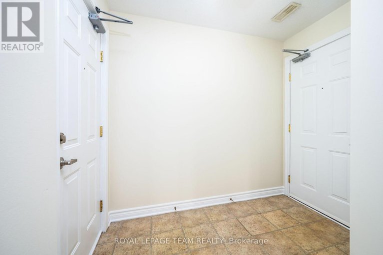 28515146/4-236-paseo-private/centrepointe/ottawa/ontario/K2G4N7_6