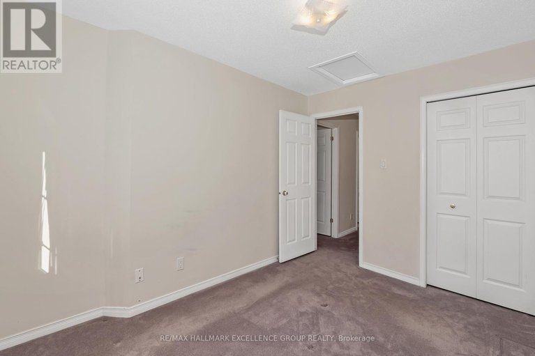 29046718/1556-tonilee-drive/carson-grove/ottawa/ontario/K1J1C1_30