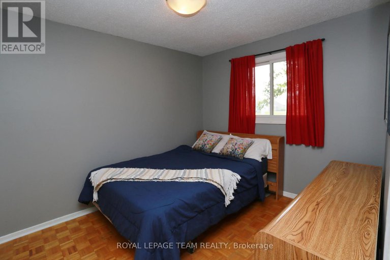 28735574/82-maitland-street-s/richmond/ottawa/ontario/K0A2Z0_18