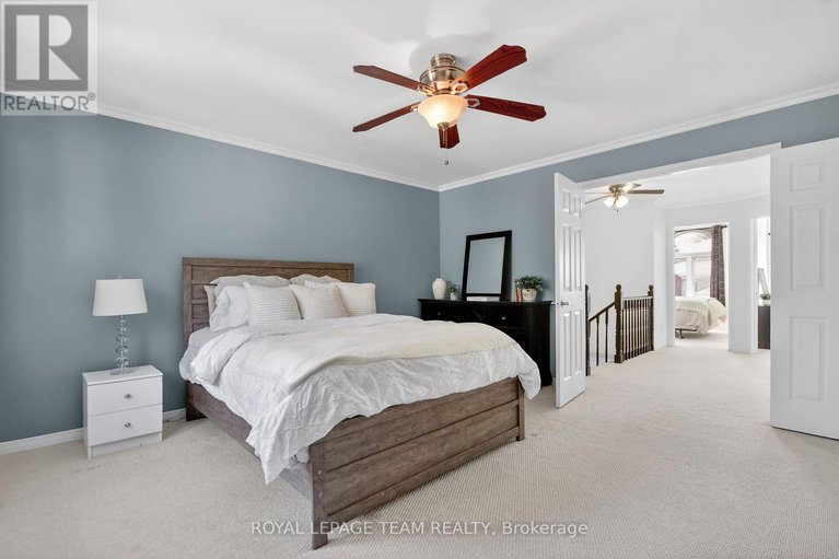 29431774/2-furlong-crescent/bridlewood/ottawa/ontario/K2M2J1_30