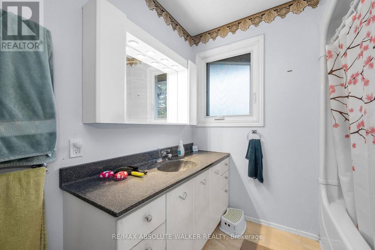 28721542/108-1900-marquis-avenue/beaconwood/ottawa/ontario/K1J8J2_24