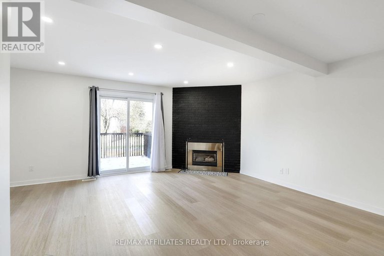 29170194/37-472-sandhamn-private/hunt-club-parkgreenboro/ottawa/ontario/K1T2Z4_18