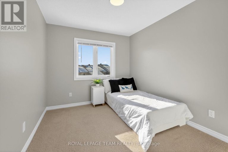 29365769/420-foxhall-way/bridlewood/ottawa/ontario/K2M0G1_21