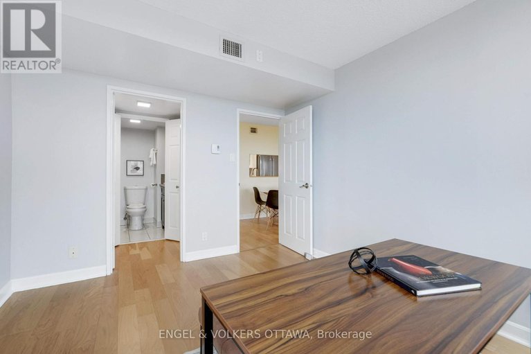 29651798/505-2019-carling-avenue/carlingwood/ottawa/ontario/K2A4A2_25