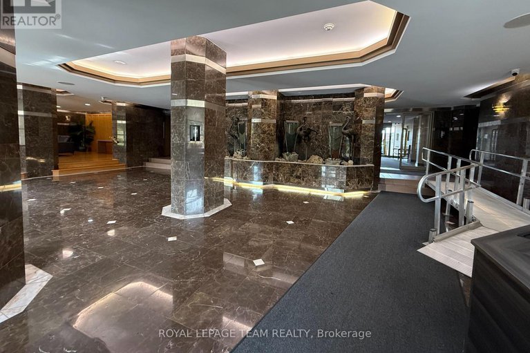 29349076/102-2760-carousel-crescent/emerald-woodssawmill-creek/ottawa/ontario/K1T2N4_16