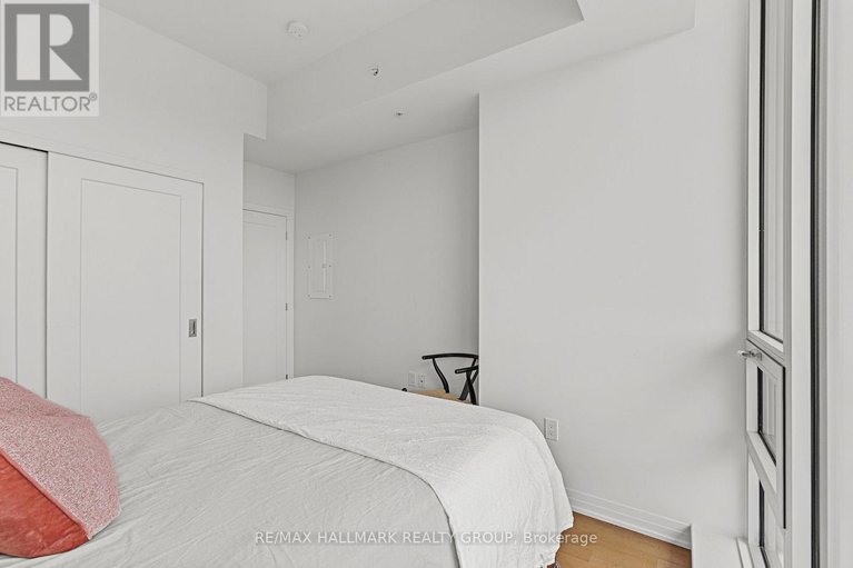 28475435/4005-805-carling-avenue/west-centre-town/ottawa/ontario/K1S5W9_22