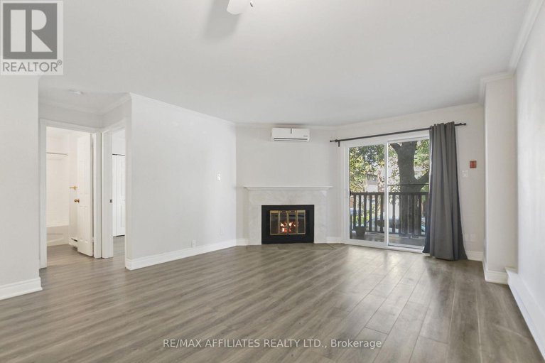 28334395/1-160-bruyere-street/lower-townbyward-market/ottawa/ontario/K1N5E1_2