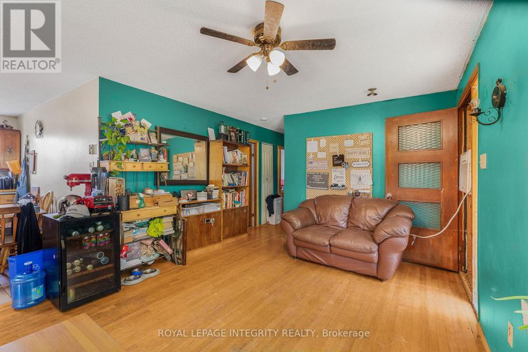 28686332/4828-frank-kenny-road/sarsfieldbearbrook/ottawa/ontario/K0A3H0_11
