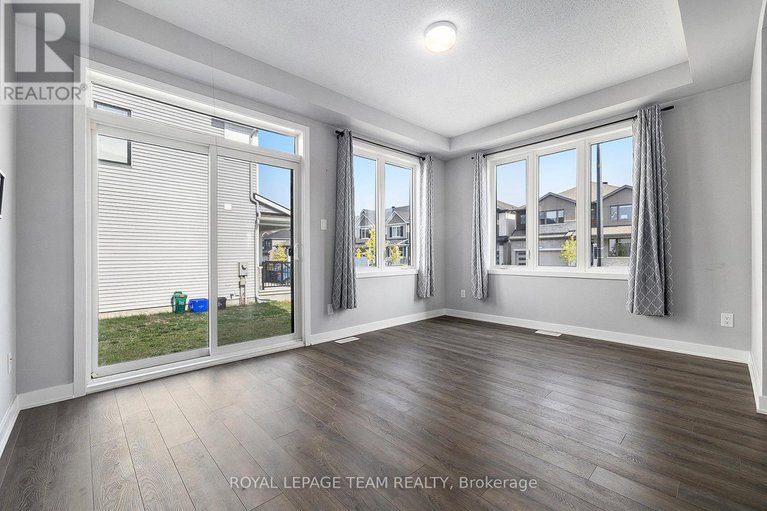 28879241/165-yearling-circle/richmond/ottawa/ontario/K0A2Z0_9