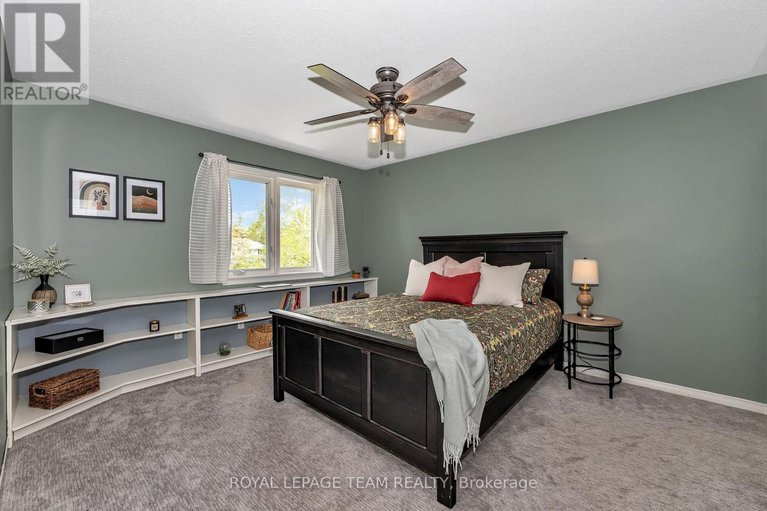 28330707/6891-twin-lakes-avenue/greely/ottawa/ontario/K4P1P1_31