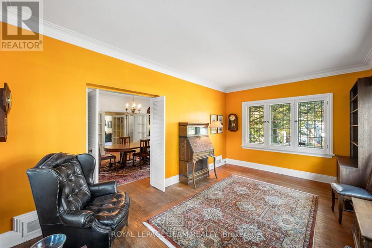 29064217/516-kenwood-avenue/mckellarhighland/ottawa/ontario/K2A0L6_12