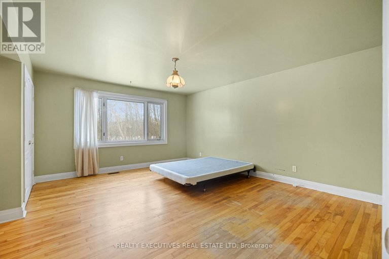 29240395/7725-lawrence-street/vernon/ottawa/ontario/K0A3J0_22