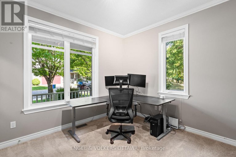 28760668/98-anfield-crescent-e/barrhaven-east/ottawa/ontario/K2G7B7_21
