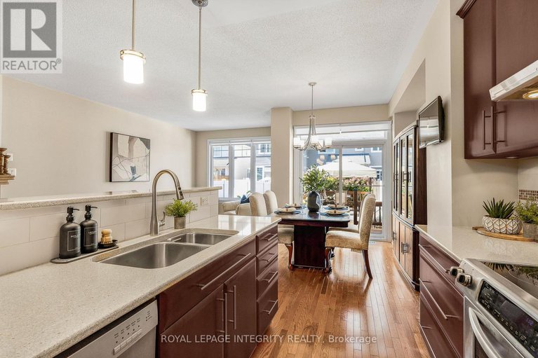28931410/532-rochefort-circle/avalon-west/ottawa/ontario/K4A0M8_9