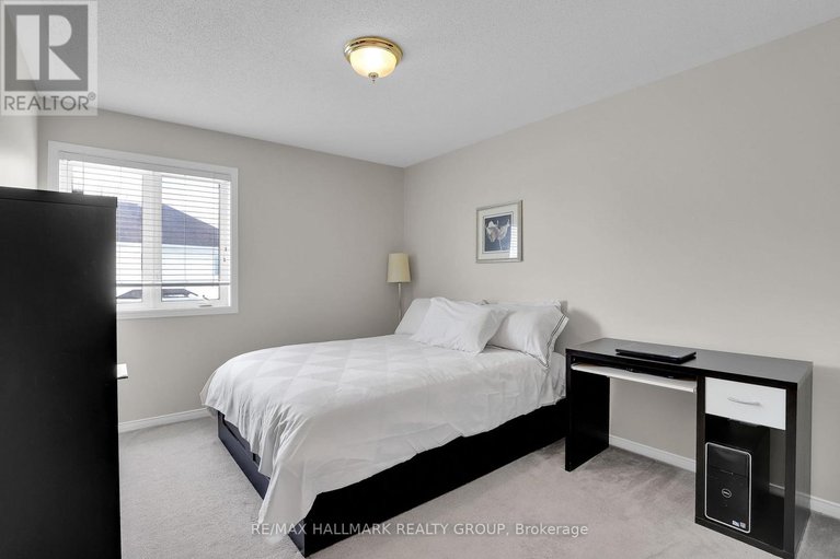 29537108/634-aquaview-drive/avalon-east/ottawa/ontario/K4A4W2_30