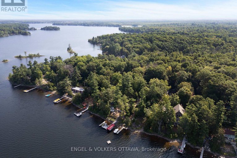 29413884/146-becks-shore-road/drummond-n-elmsley-drummond-twp/drummondnorth-elmsley/ontario/K7H3C8_37