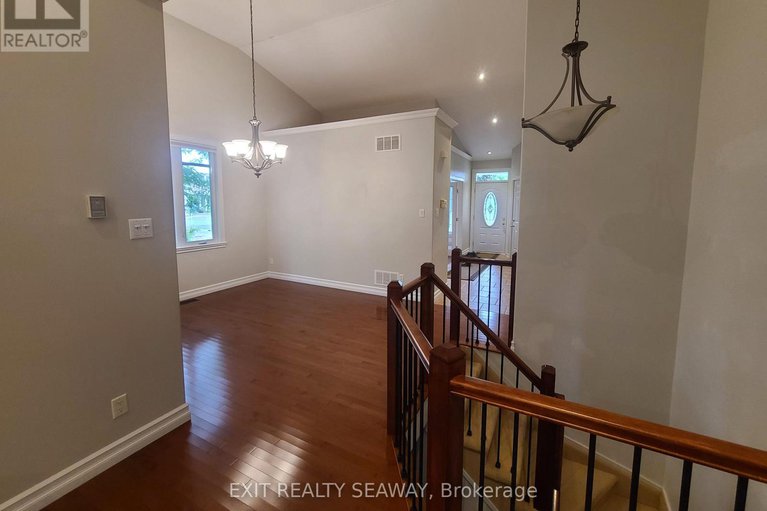 28854316/4294-schell-street/south-dundas-williamsburgh-twp/south-dundas/ontario/K0C2H0_7