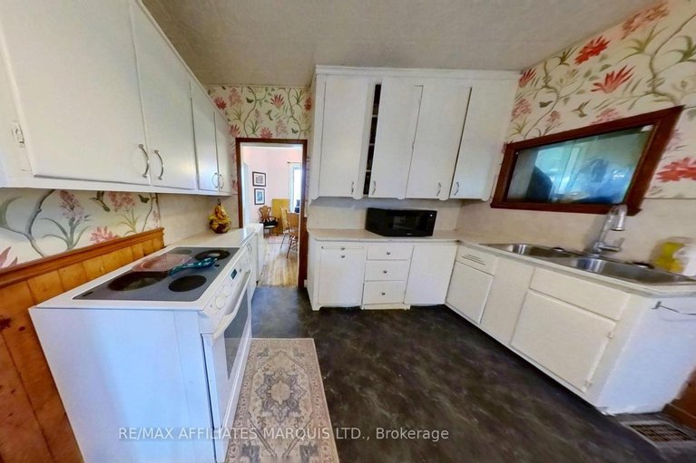 28341063/37-main-street/south-stormont-osnabruck-twp/south-stormont/ontario/K0C1Y0_7